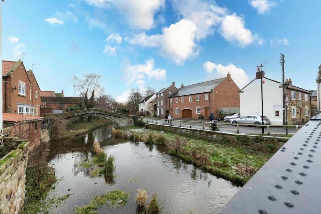 In The Heart Of It! Villa Stokesley Eksteriør bilde